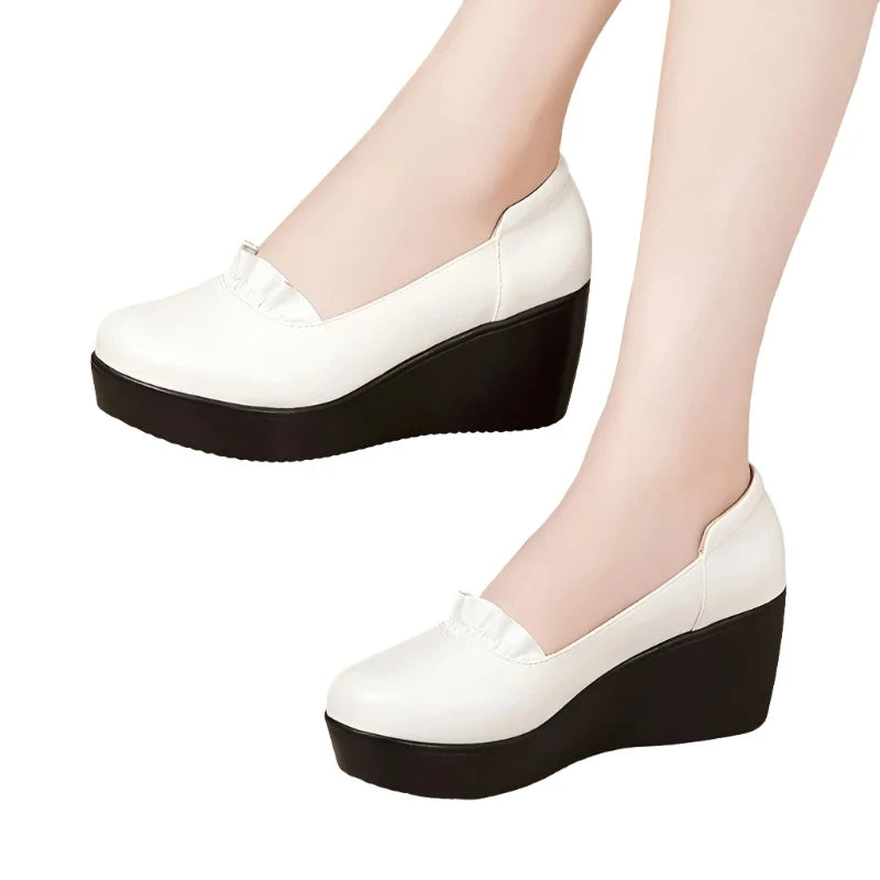 Damen-Sandalen- Schlupf- zehennah- Rüschendekor- Gummi - Sommer