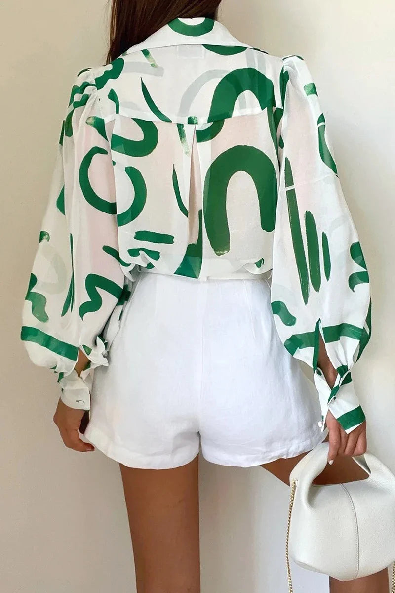Weiche Damenbluse im Sommerlook in Pastellfarben