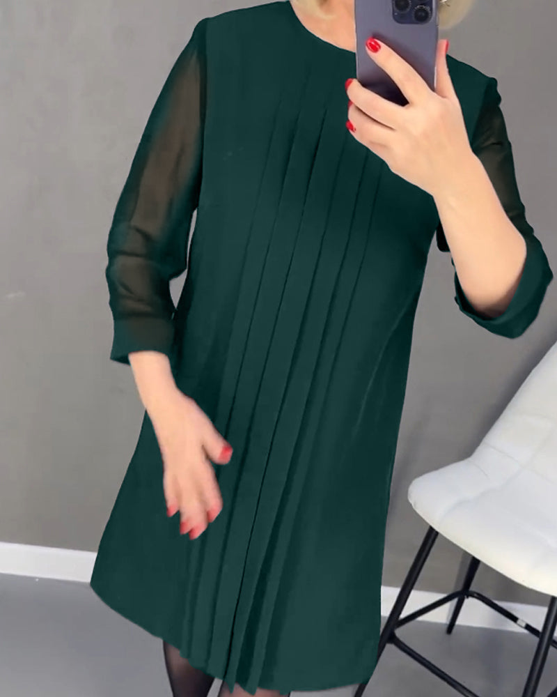 Hanna™ Plisseekleid aus unifarbenem Patchwork-Mesh