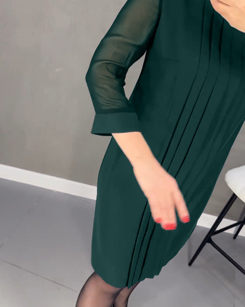 Hanna™ Plisseekleid aus unifarbenem Patchwork-Mesh