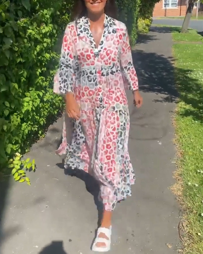 Lani Freizeitkleid mit V-Ausschnitt und Rüschen
