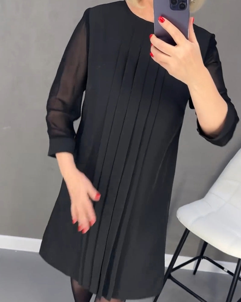 Hanna™ Plisseekleid aus unifarbenem Patchwork-Mesh