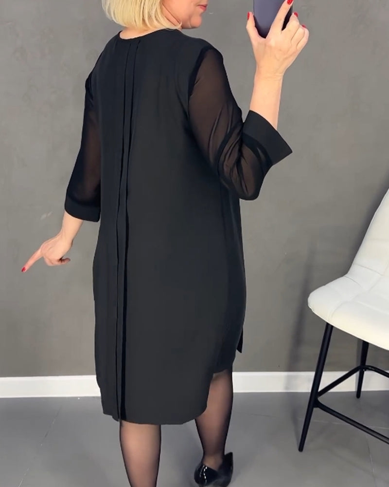 Hanna™ Plisseekleid aus unifarbenem Patchwork-Mesh