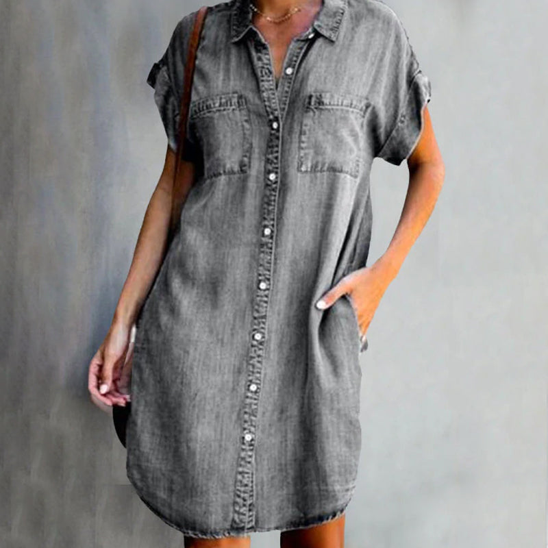 Denim-Kleid mit kurzen Ärmeln