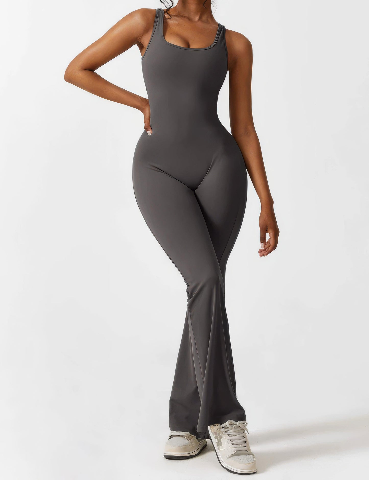 FLO | V-BACK FLARED JUMPSUIT - Flozina