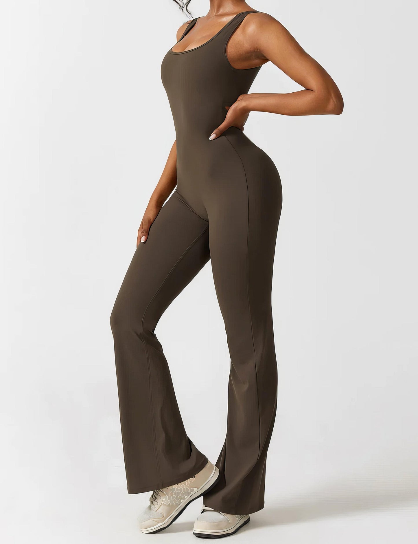 FLO | V-BACK FLARED JUMPSUIT - Flozina