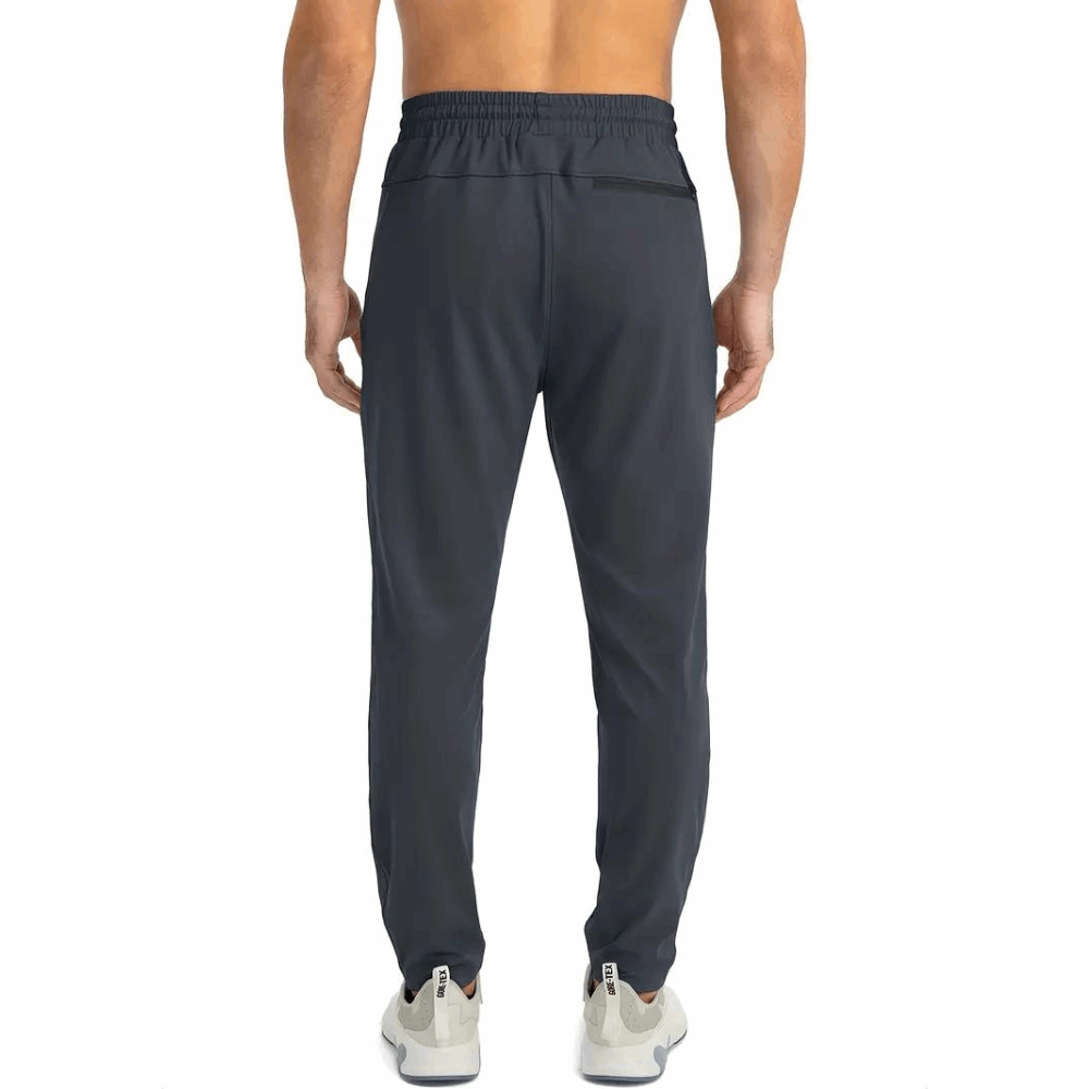 Bequem geschnittene Jogginghose mit sportlichem Look