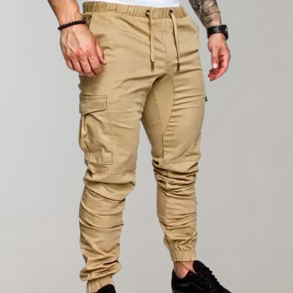 Taillierte stylische Cargo-Hose mit mehreren Taschen