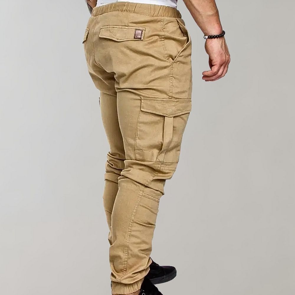 Taillierte stylische Cargo-Hose mit mehreren Taschen