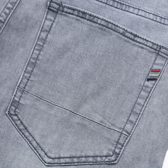 Gerade geschnittene taillierte Jeans