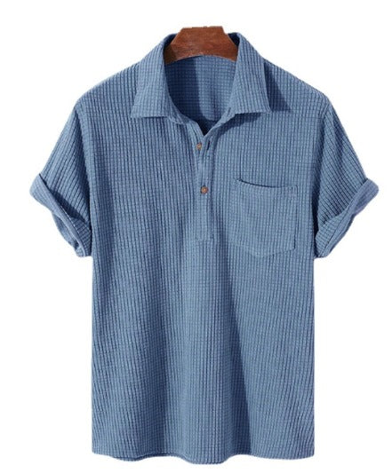 Klassisches einfarbiges Curduroy Poloshirt perfekt für einen stilvollen Sommerlook