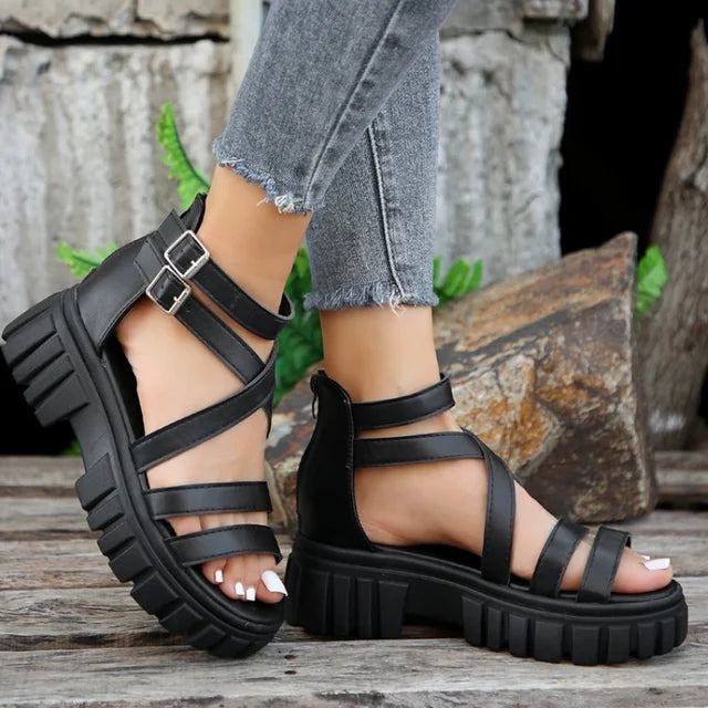 Frauen - Einfarbige Sandalen - Sommer