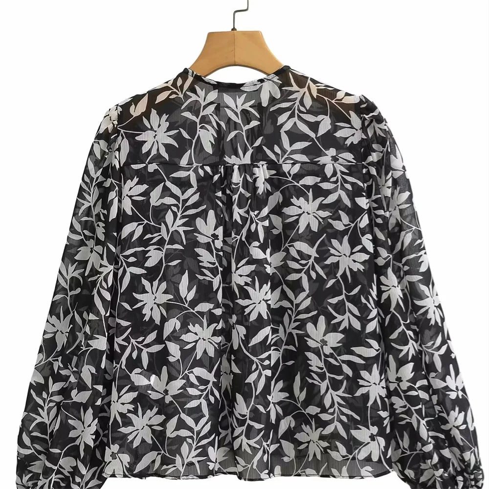 Frauen - Shirt - Rundhalsausschnitt Lange Ärmel Floral Transluzent - Casual