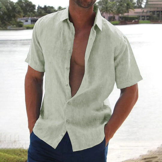 Atmungsaktives und luftiges einfarbiges Sommerhemd für Männer