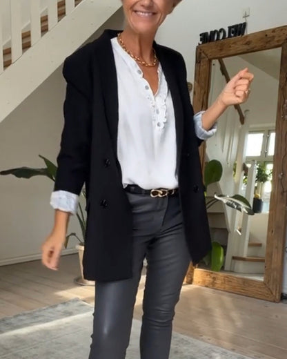 Lovisa™️ Elegant blus med knappar och V-ringning